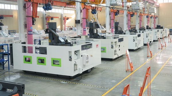 ¿Cuántos ejes puede tener una fábrica CNC?