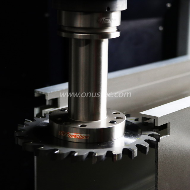 Centro de mecanizado de perfiles CNC de aluminio rápido de 3 ejes