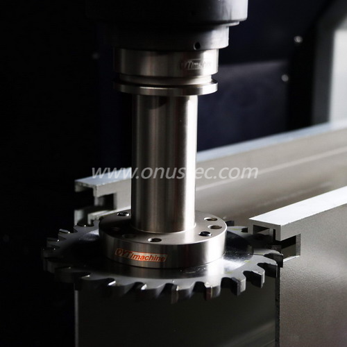 Centro de mecanizado de enrutador de copia CNC de 3 ejes para aluminio