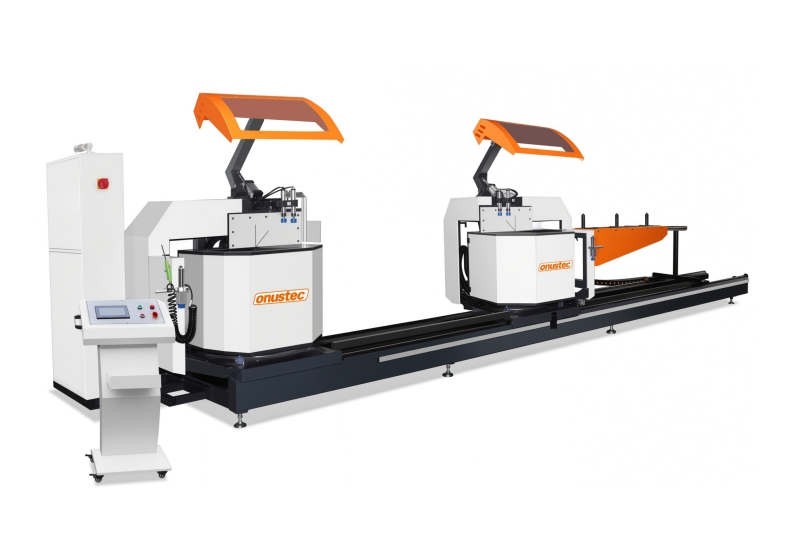 Sierra ingletadora doble CNC de &aacute;ngulo compuesto de 7 ejes Onustec
