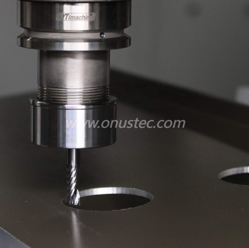 Centro de mecanizado de enrutador de copia CNC de perfil de aluminio de 3 + 1 ejes
