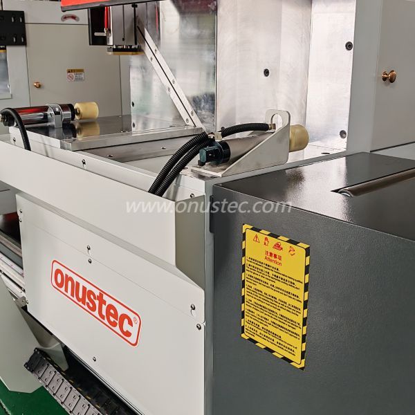 Sierra ingletadora doble CNC de aluminio de alta precisi&oacute;n de 45 grados